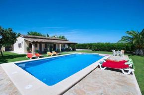 Schönes Ferienhaus In Alcúdia Mit Großem Pool